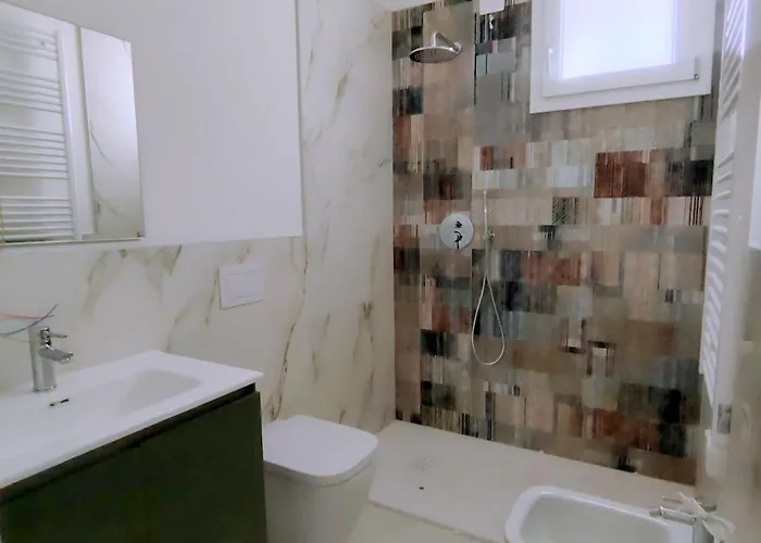 Super Modern Flat With Large Balcony In Apartament *